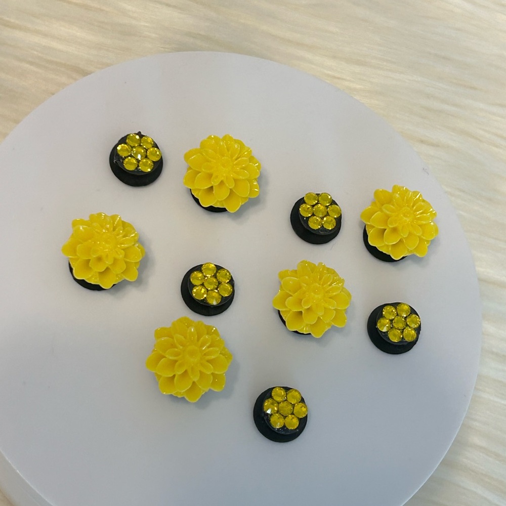 Customized Resin Flower & Luxury Bling Jibbitz